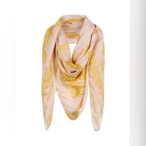 Versace Shawl in Rosa modal/cashmere blend